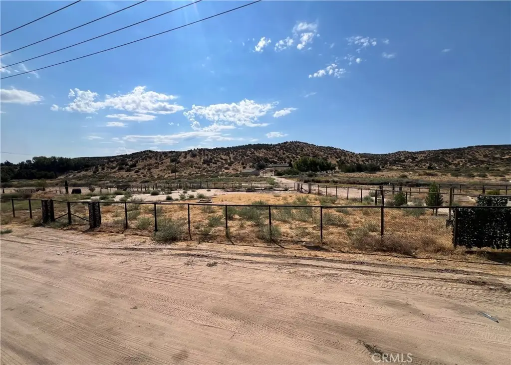 13375 Summit Valley Road, Hesperia, CA 92345 - #1