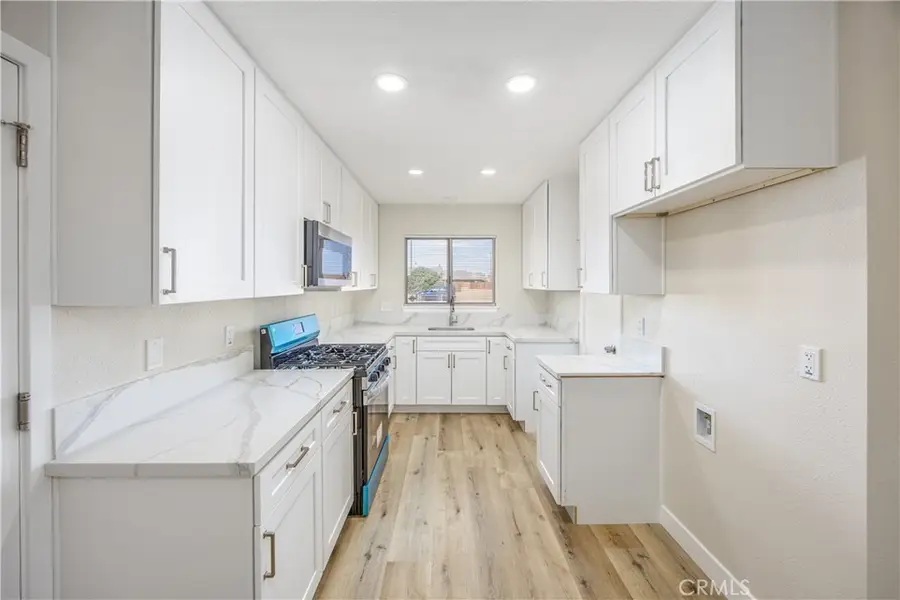 20923 Rambling, Apple Valley, CA 92308 - #2