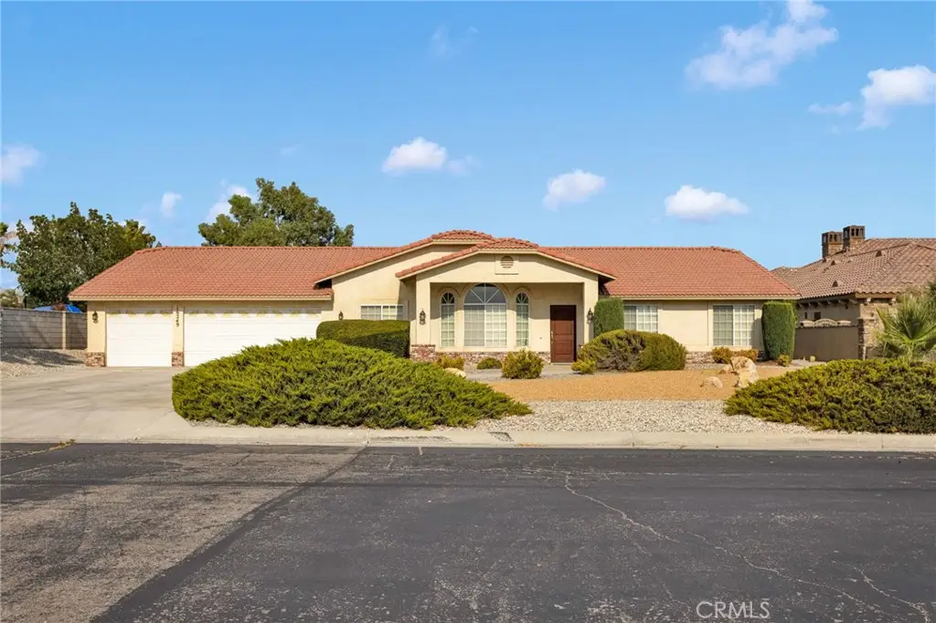 16249 Crown Valley Drive, Apple Valley, CA 92307 - #1