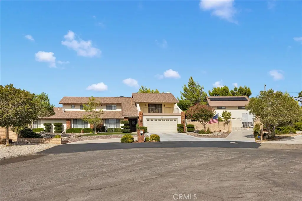 20080 Waco Court, Apple Valley, CA 92308 - #1
