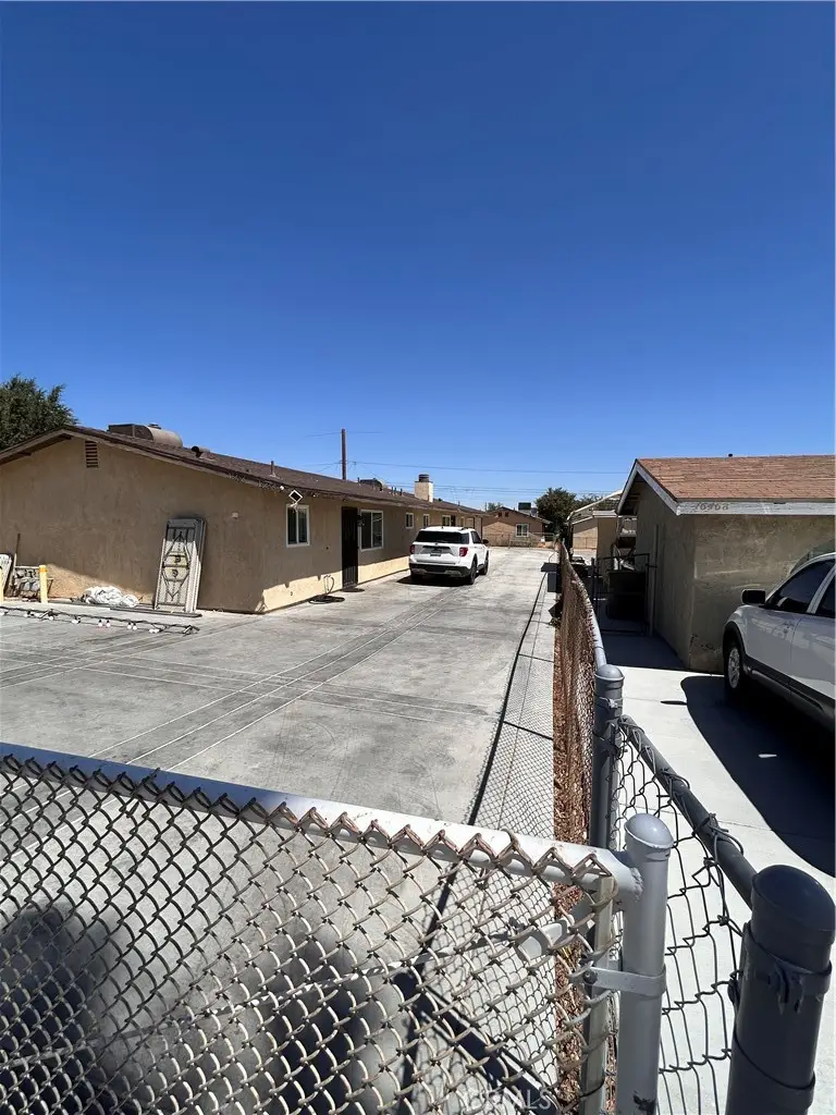 16458 Spruce, Hesperia, CA 92345 - #2