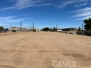 15828 Sequoia, Hesperia, CA 92345 - #3