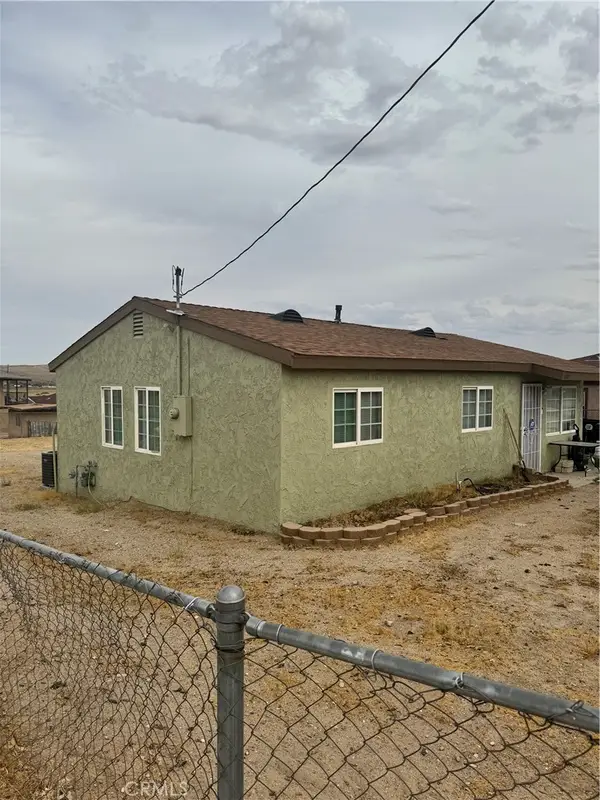 1407 Riverside, Barstow, CA 92311