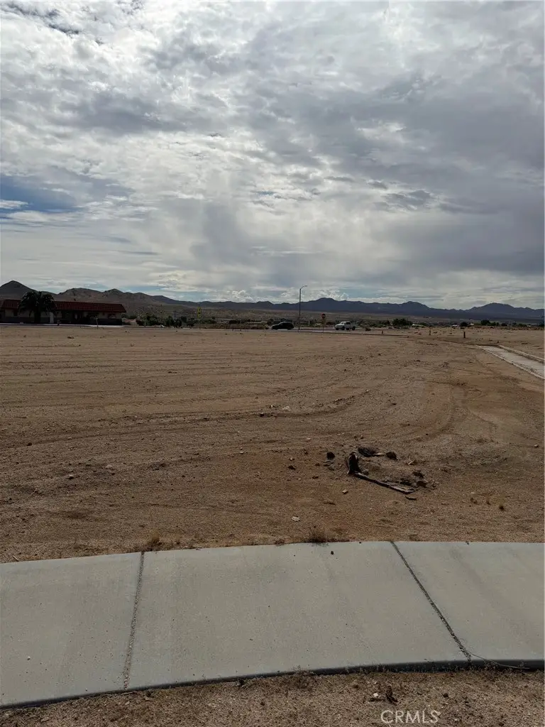 5 Autumn, Helendale, CA 92342 - #1