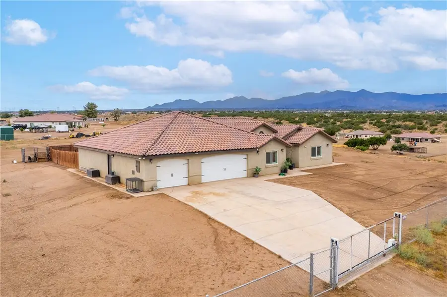 10215 Nielson, Oak Hills, CA 92344 - #3