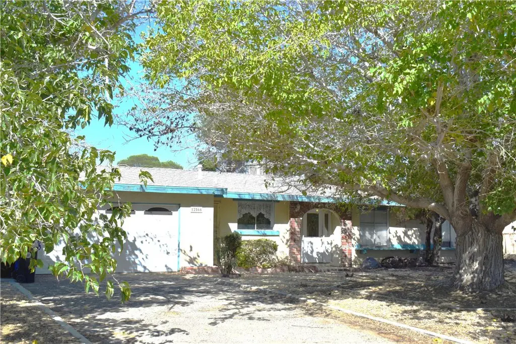 12566 Iroquois, Apple Valley, CA 92308 - #1