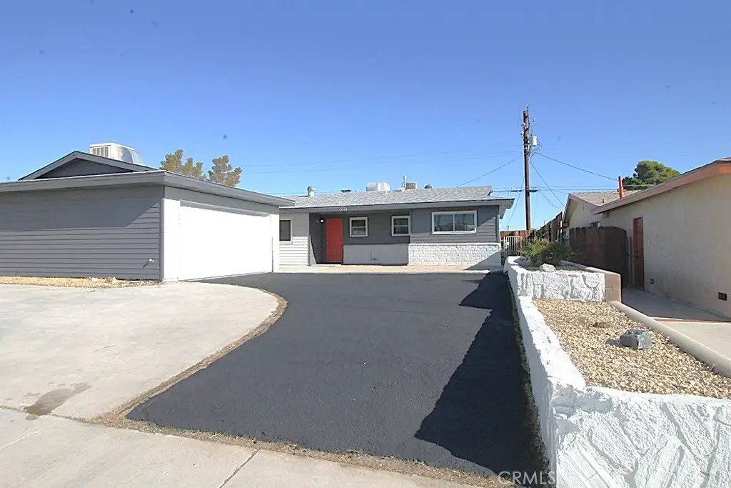 1537 De Anza, Barstow, CA 92311 - #1