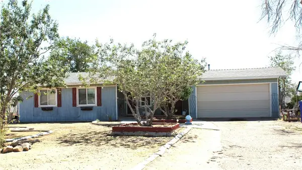 14435 Iroquois Road, Apple Valley, CA 92308