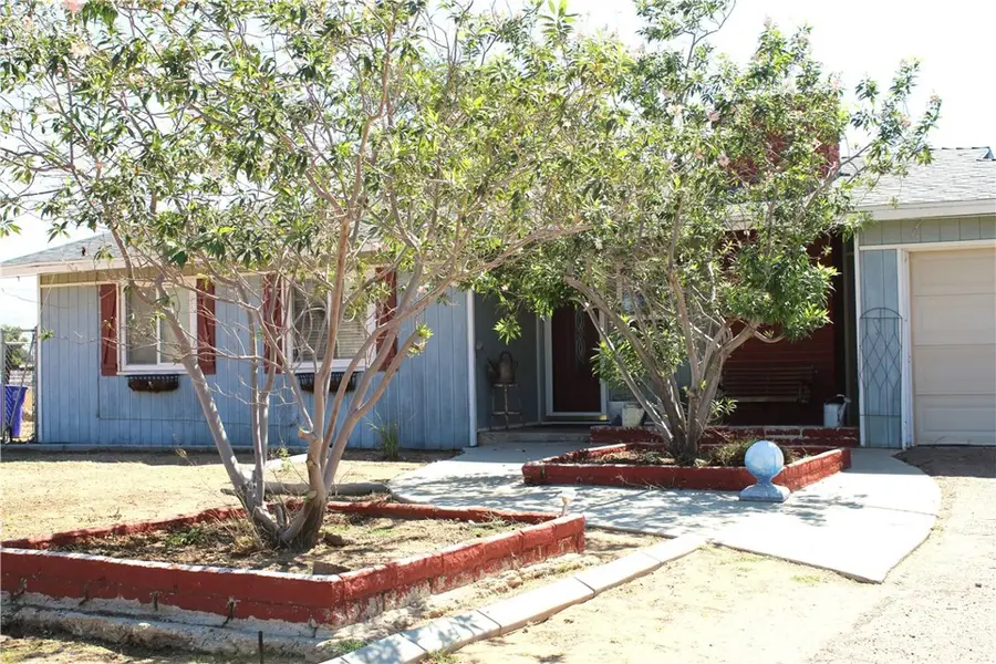 14435 Iroquois Road, Apple Valley, CA 92308 - #3