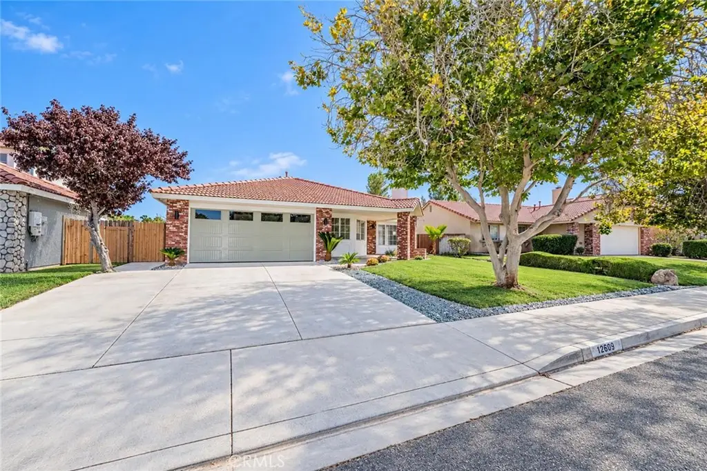 12609 Sunbird Lane, Victorville, CA 92392 - #1
