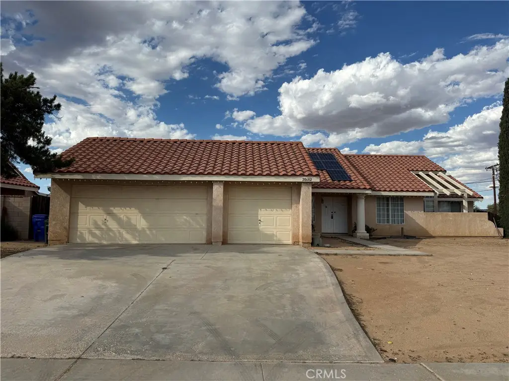 20682 Pahute Road, Apple Valley, CA 92308 - #1