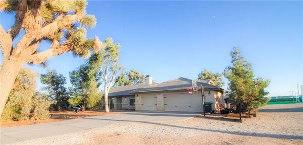 8979 Appleton, Victorville, CA 92392
