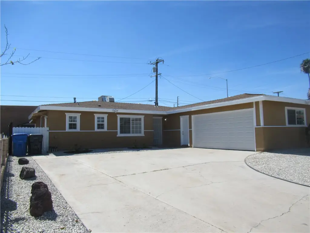904 Las Amigas Drive, Barstow, CA 92311 - #1