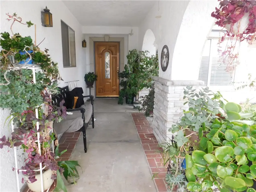 13910 Driftwood Drive, Victorville, CA 92395 - #2