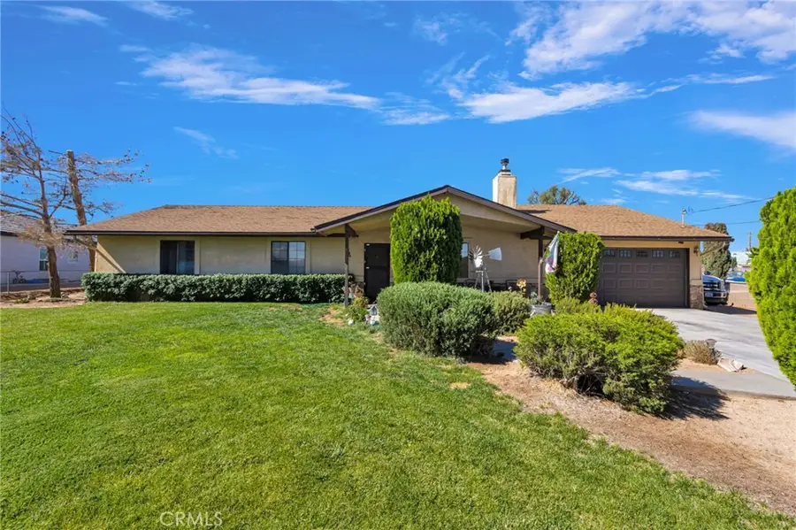 8090 Corona, Hesperia, CA 92345 - #2