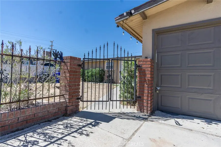 560 S Muriel, Barstow, CA 92311 - #2