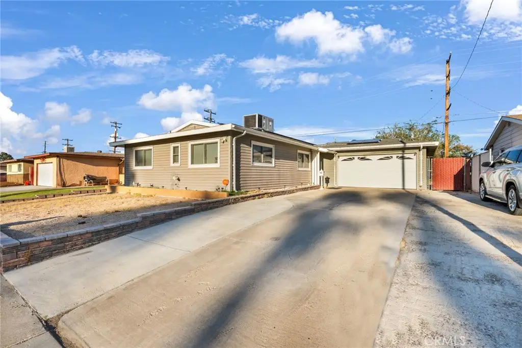 661 Stevens, Barstow, CA 92311 - #1