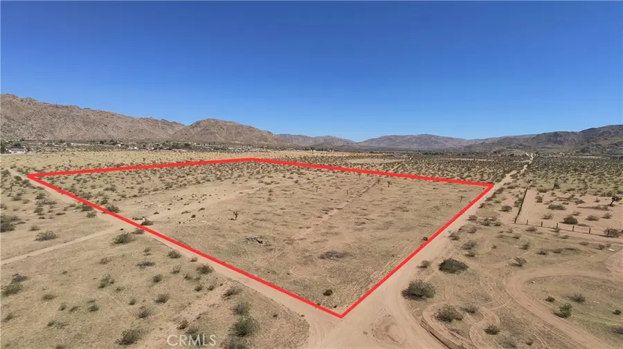 24350 Zuni Road, Apple Valley, CA 92307 - #2
