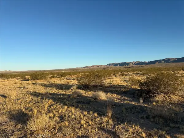 2 Swanee Road, Lucerne Valley, CA 92356