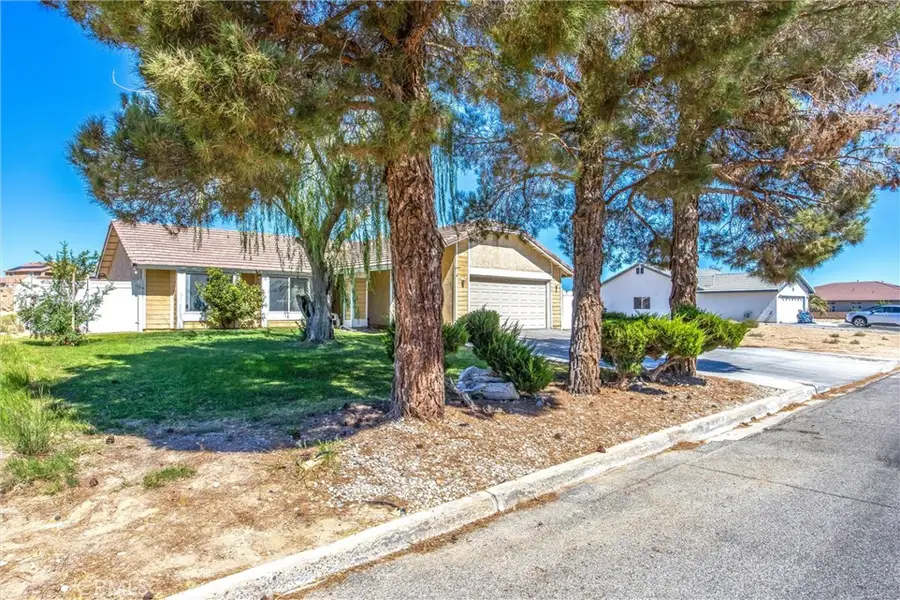 14742 Rivers Edge Rd, Helendale, CA 92342 - #3