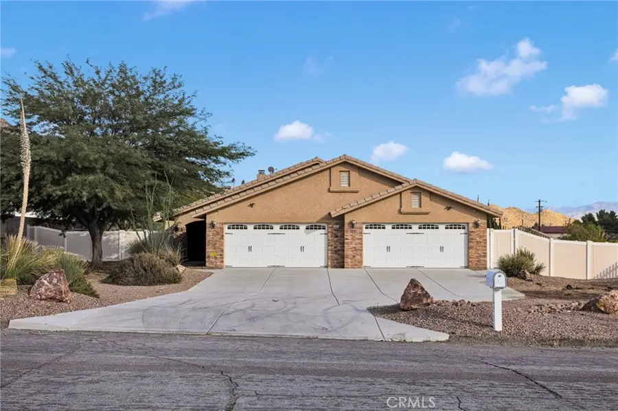 16653 Iwa Road, Apple Valley, CA 92307 - #3