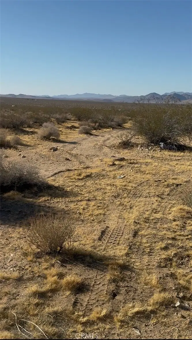 1 Manzanita Drive, Lucerne Valley, CA 92356 - #2