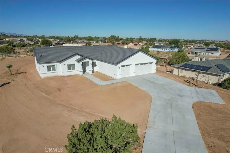 8106 Peach Avenue, Hesperia, CA 92345 - #2