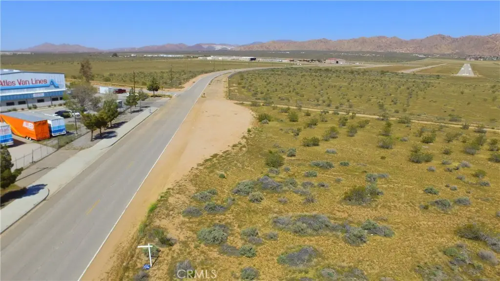 46338151 Corwin Road, Apple Valley, CA 92307 - #1