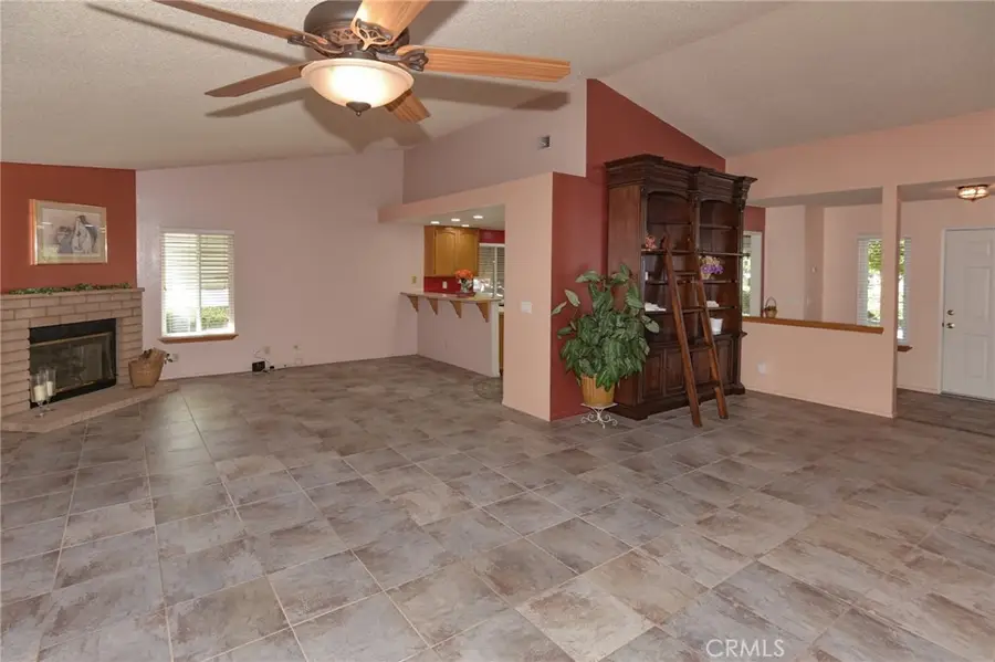 13377 Mountain Drive, Hesperia, CA 92344 - #3