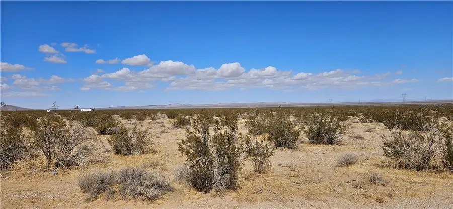 803 Princess Pat Mine Rd., Adelanto, CA 92301 - #3
