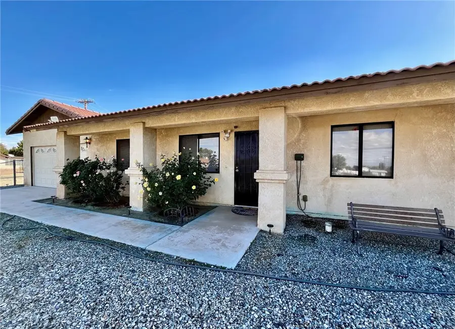 15855 Wintun Road, Apple Valley, CA 92307 - #2