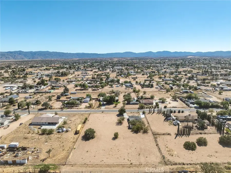 15594 Mission, Hesperia, CA 92345 - #3