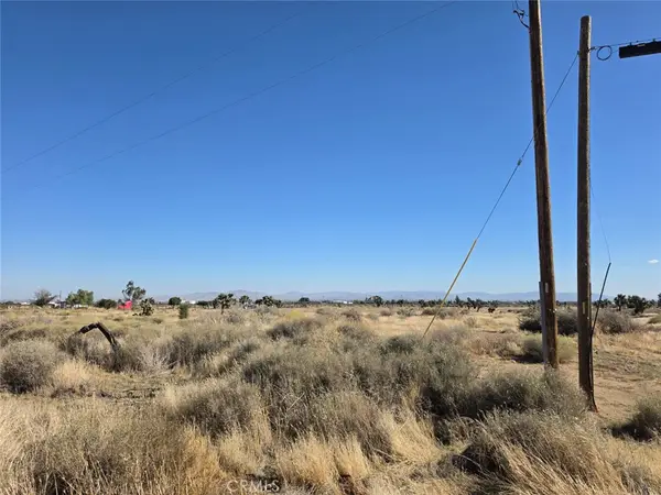 1 Acacia, Phelan, CA 92371