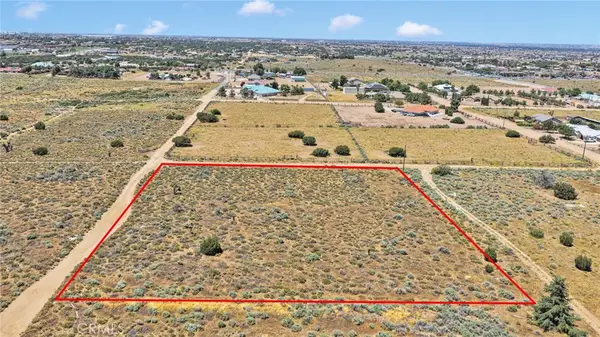 1 Buffalo Road, Oak Hills, CA 92344