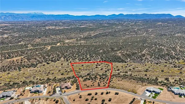 7977 Arrowhead, Phelan, CA 92371