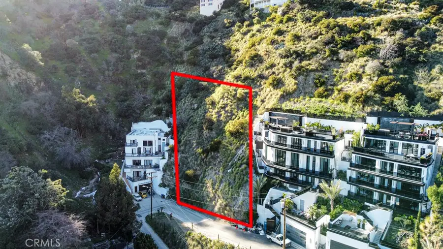 8140 Gould Avenue, Los Angeles, CA 90046 - Image #2