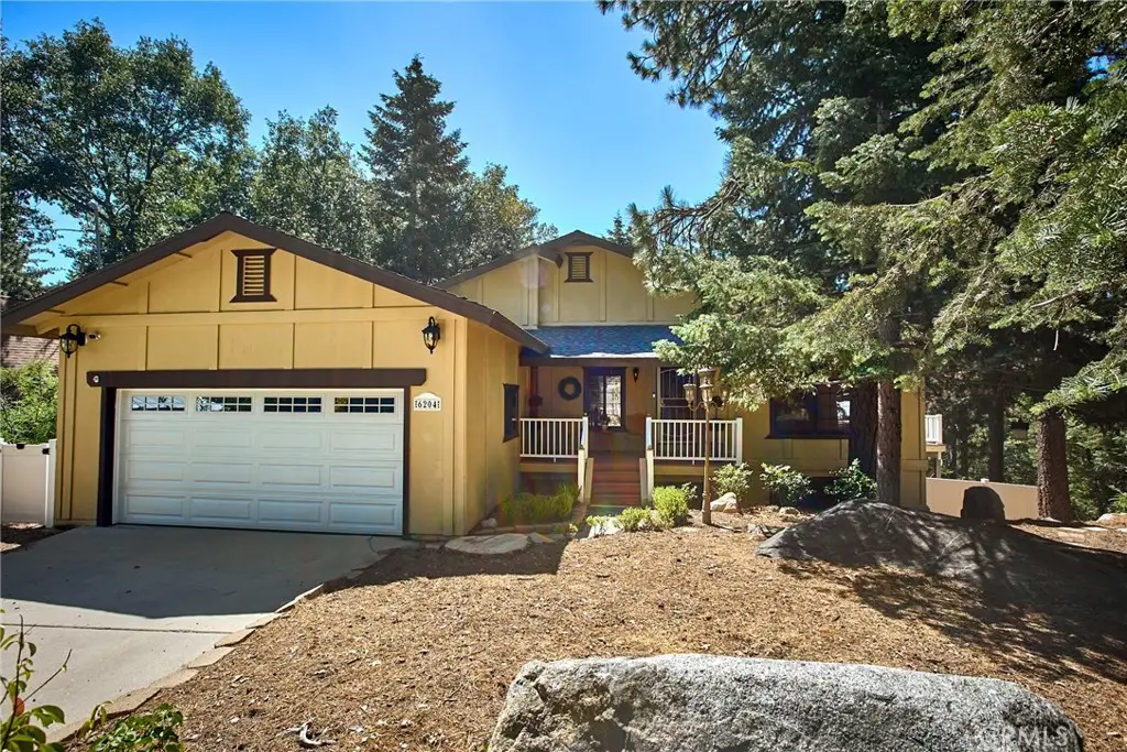 6204 Spruce Avenue, Angelus Oaks, CA 92305 - Image #1