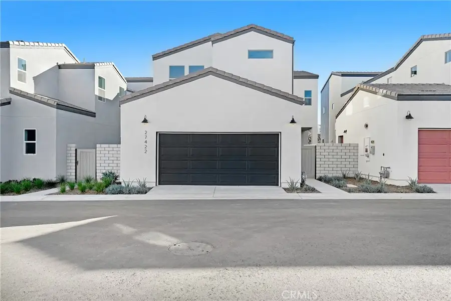27422 Creekwood Lane, Valencia, CA 91381 - Image #2