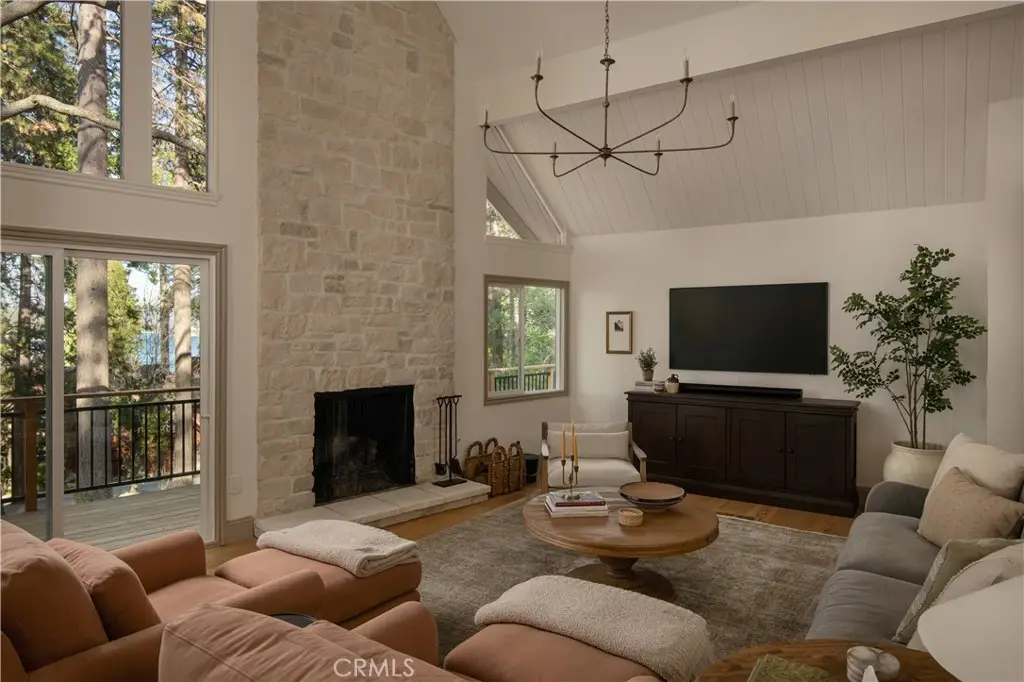 468 Sky View Ridge Drive, Lake Arrowhead, CA 92352 - Image #1