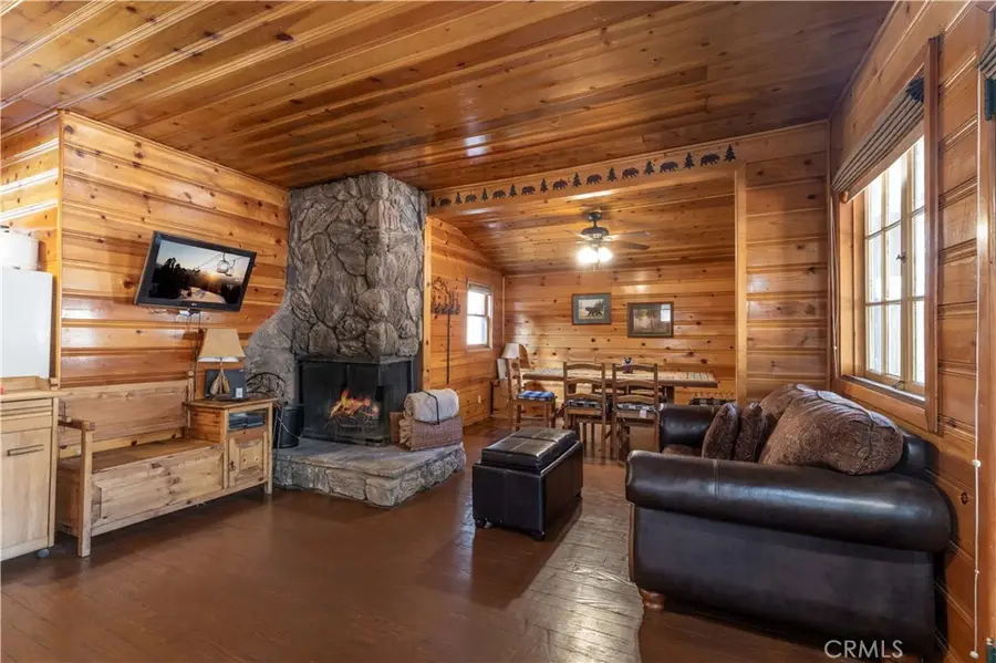 796 Silver Tip Drive, Big Bear Lake, CA 92315 - Image #2