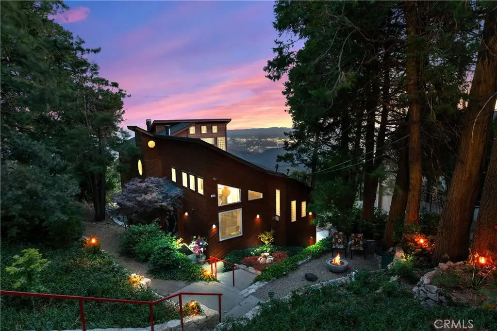 28527 Willow Road, Lake Arrowhead, CA 92352 - Image #1