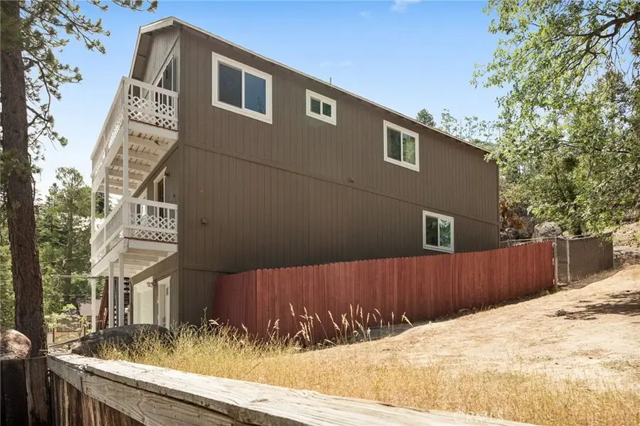 33159 Ridge Road, Running Springs, CA 92382 - Image #3