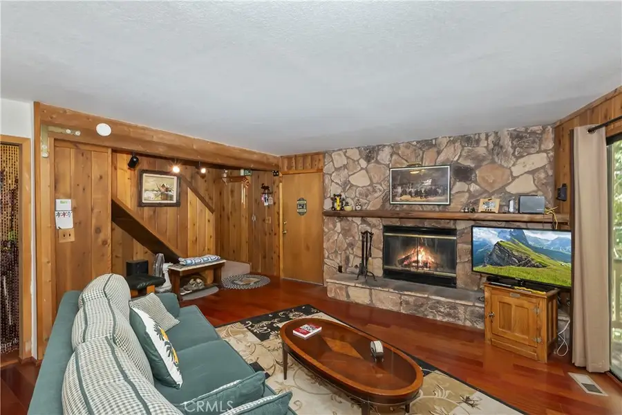 305 Cedarbrook Drive, Twin Peaks, CA 92391 - Image #3