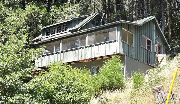 435 Blue Jay Canyon Road, Blue Jay, CA 92317