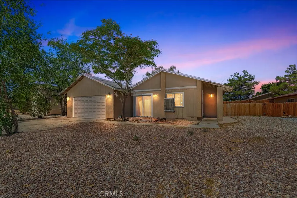 15056 Dakota Street, Victorville, CA 92394 - Image #1