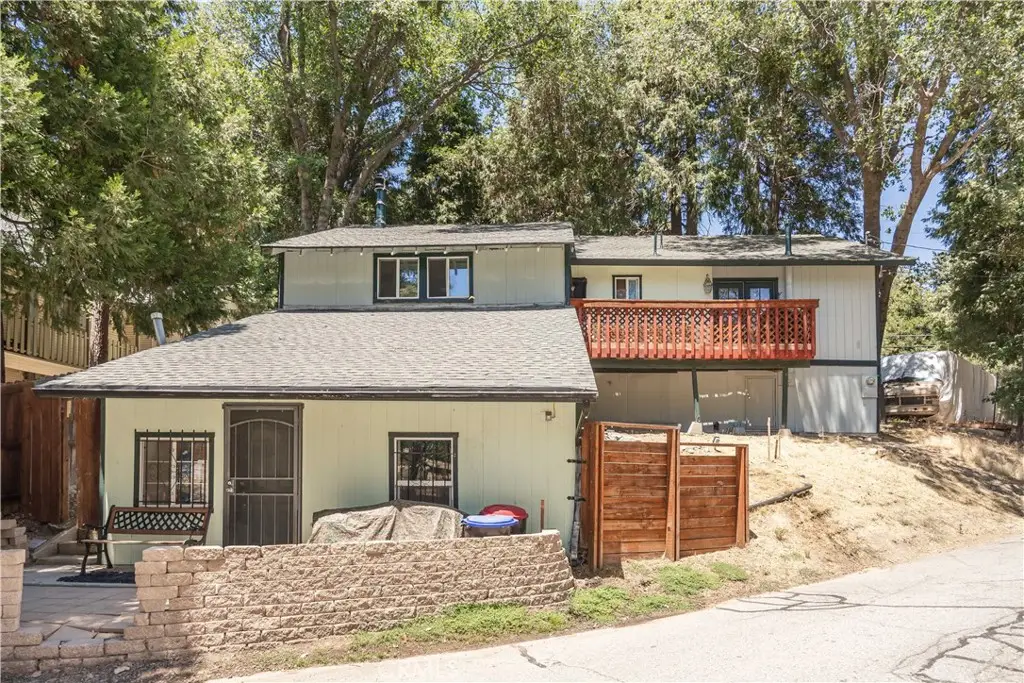 519 S Dart Canyon Road, Crestline, CA 92325 - Image #1