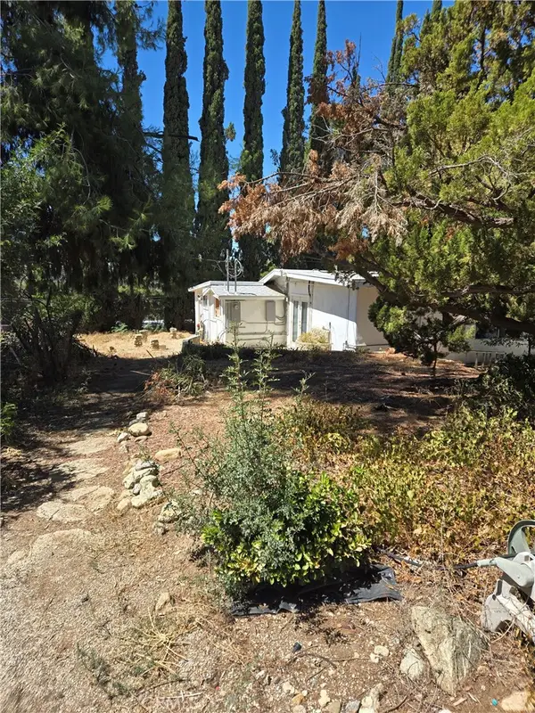 9643 Avenida Miravilla, Cherry Valley, CA 92223