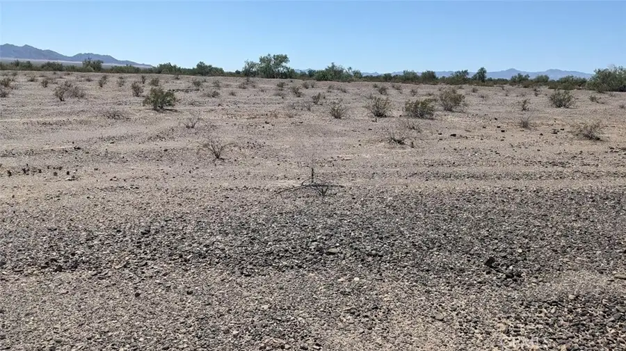 0 2nd Apn: 0646-283-17-0000, Vidal, CA 92280 - #2