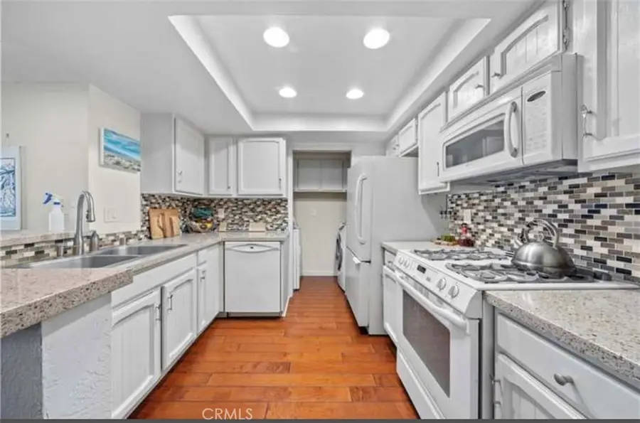 246 E Fern Avenue #210, Redlands, CA 92373 - Image #2