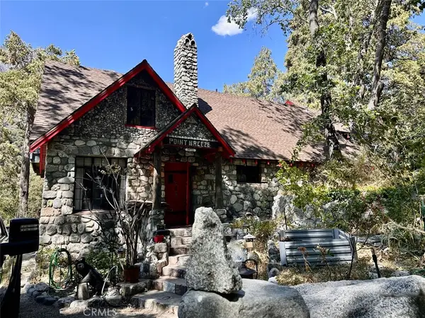 39722 Valley Of The Falls Drive, Forest Falls, CA 92339